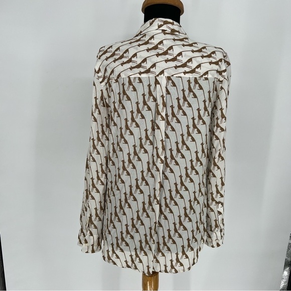 Chicos Whimsy Cheetah Blouse Shirt - Picture 13 of 16